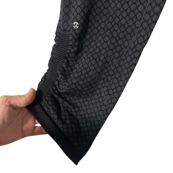 Lululemon In The Flow Crop Leggings Heathered Deep Coal Geometric Women's 10 - Picture 6 of 8